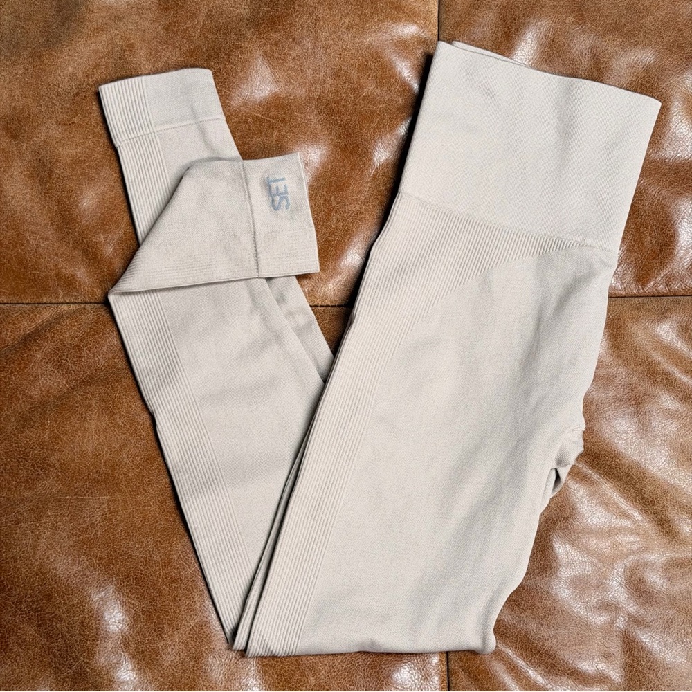 SET Active High Rise Seamless Grey Leggings Size Small